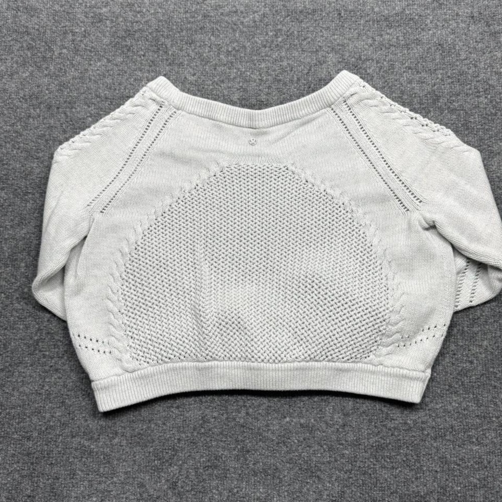Lululemon‎ Be Present Cropped Knit Sweater Size Medium Womens